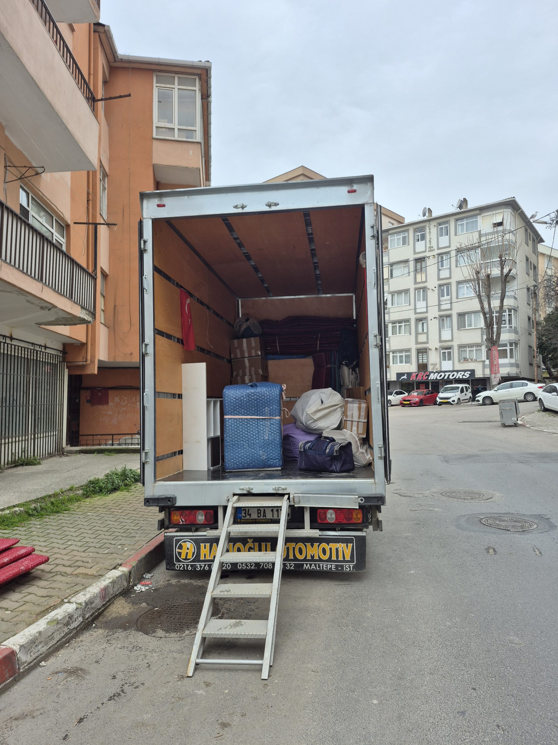 Ev eşyası paketleme işlemleri